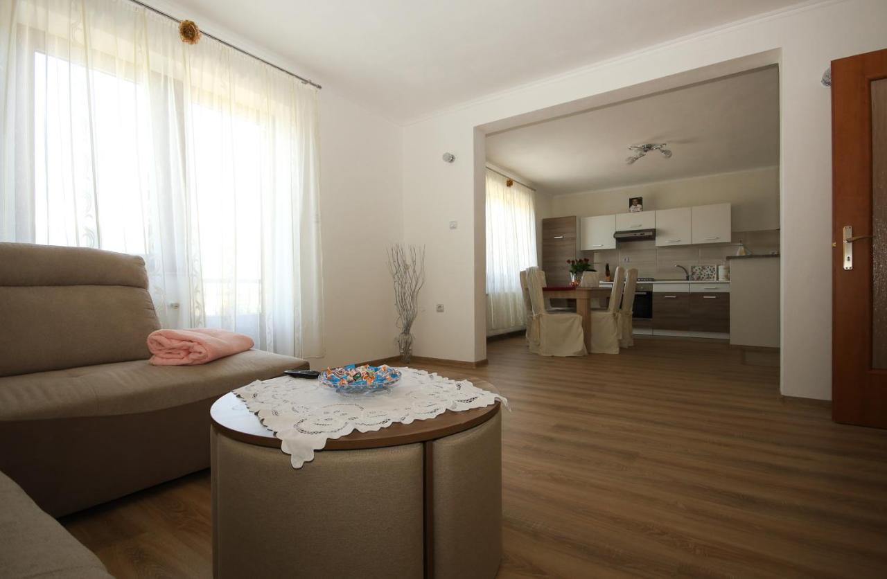 Apartman Lucija & Luka Otočac Eksteriør billede