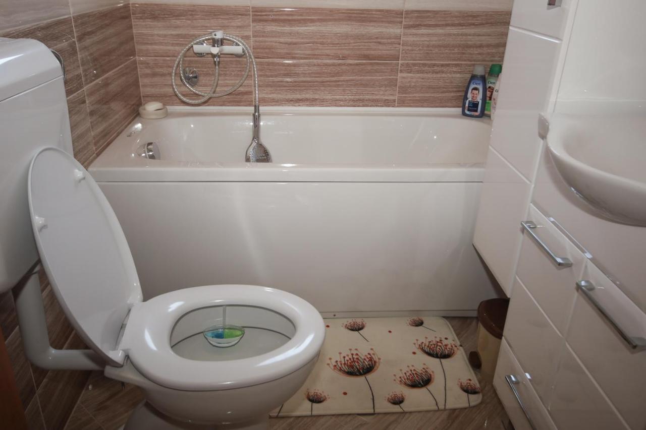 Apartman Lucija & Luka Otočac Eksteriør billede
