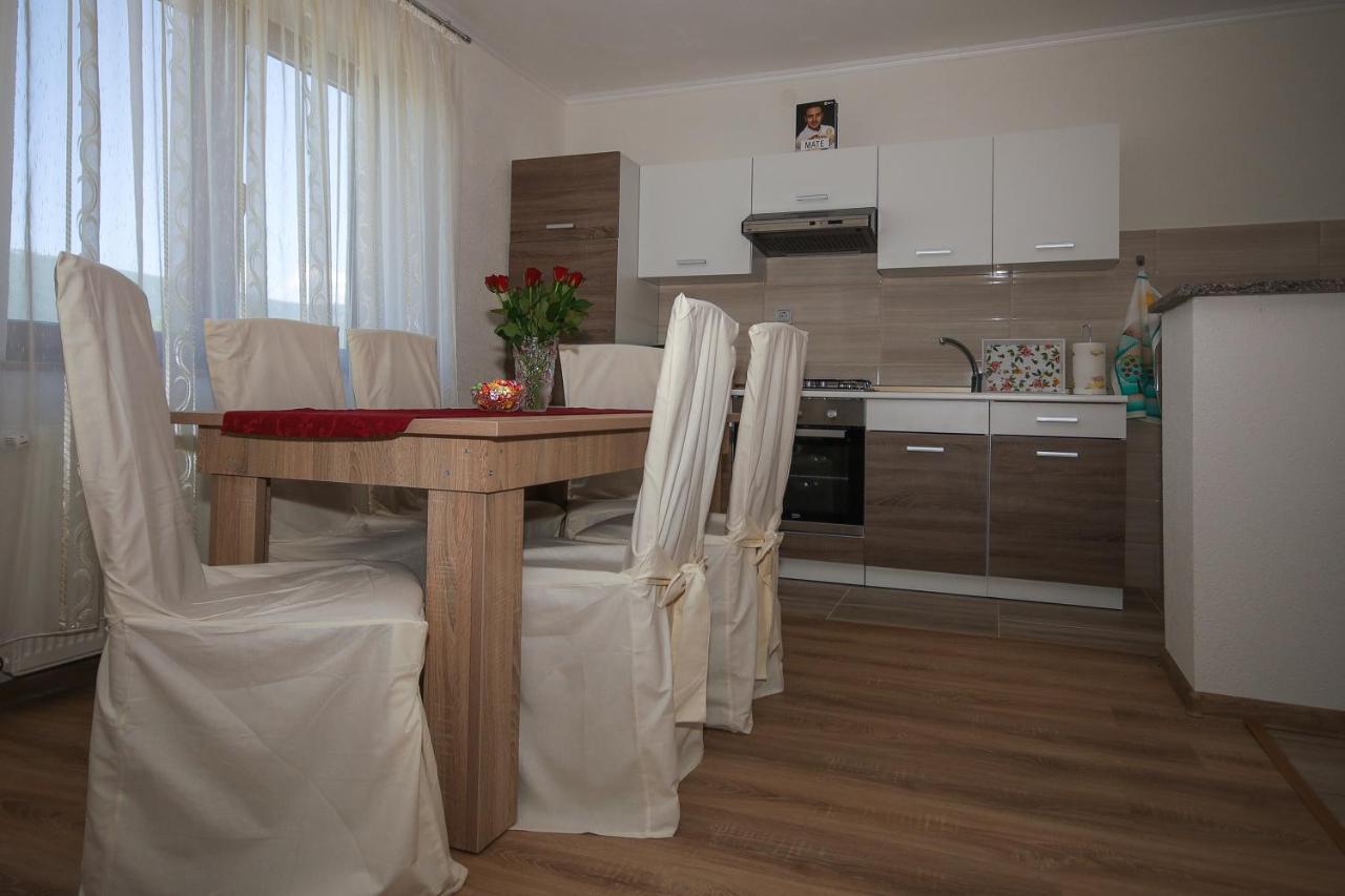 Apartman Lucija & Luka Otočac Eksteriør billede