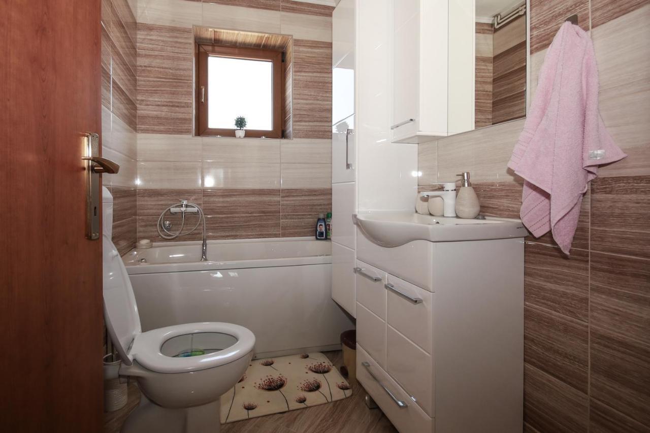 Apartman Lucija & Luka Otočac Eksteriør billede